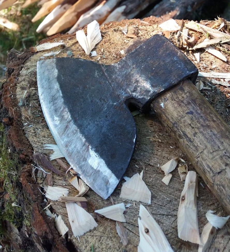 Axe